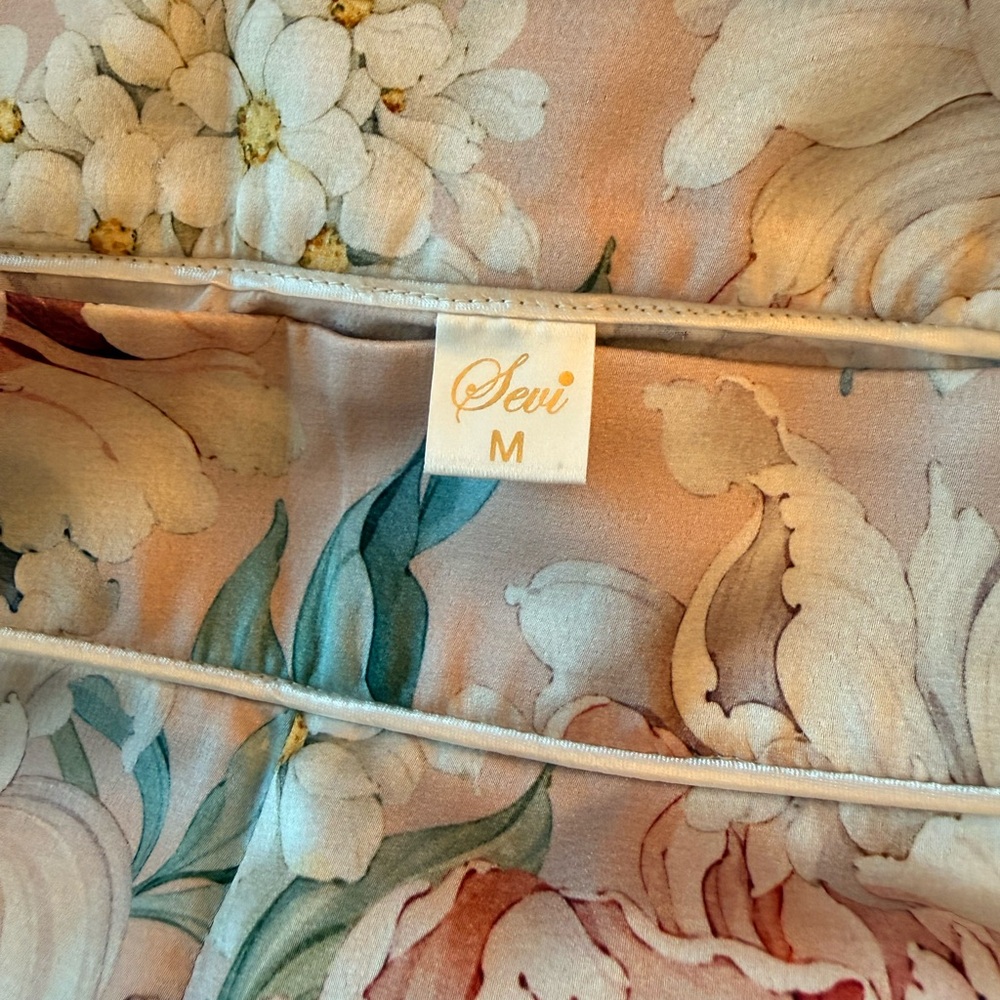 Floral Satin Kimono Robe and pants - Picture 8 of 8